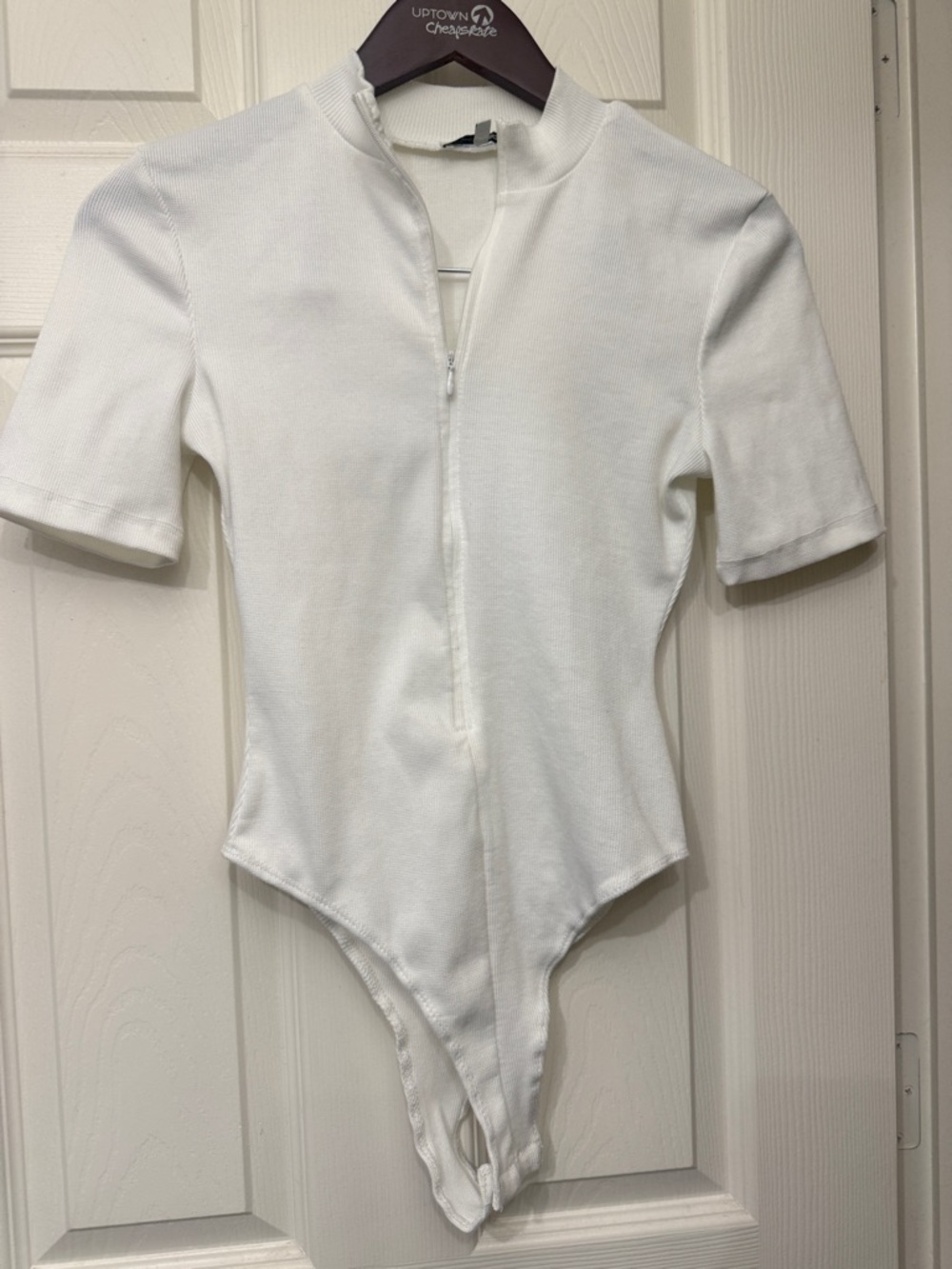 Fashion Nova Cream Short Sleeve Zip-Front Ribbed Bodysuit - Picture 2 of 4